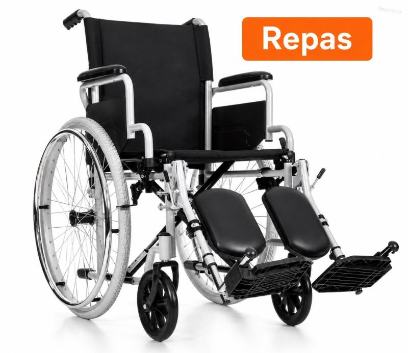 REPAS: Invalidní vozík s polohovatelnými podnožkami