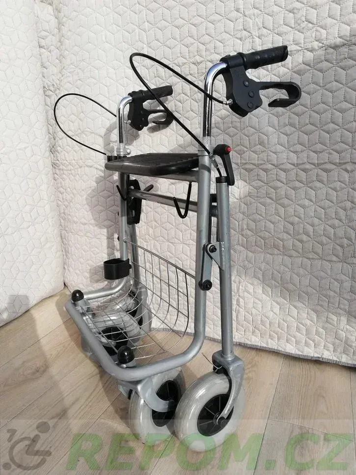 REPAS: Chodítko čtyřkolové standardní