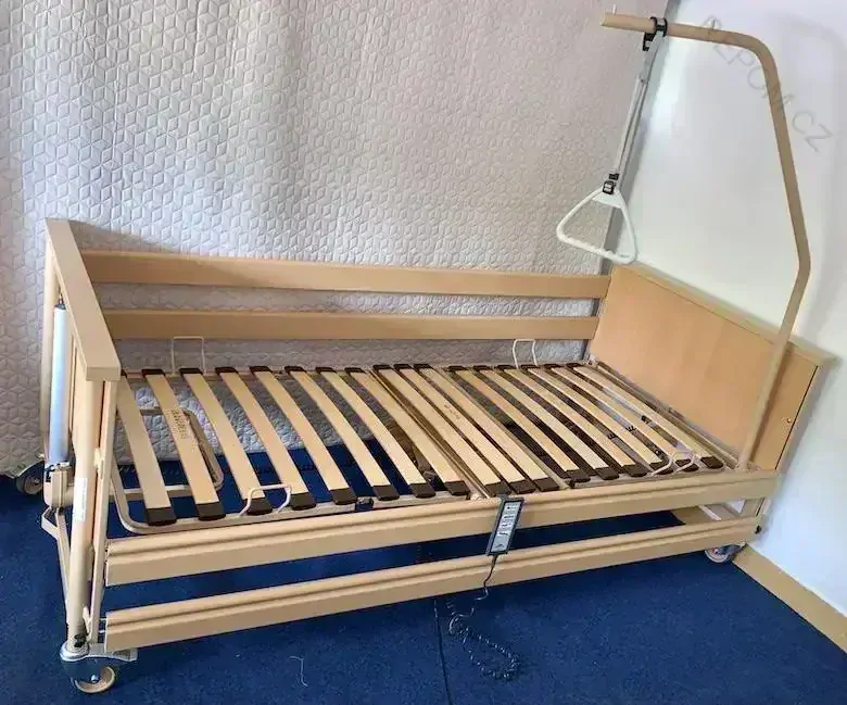 REPAS: Polohovací elektrické lůžko s lamelovým roštem