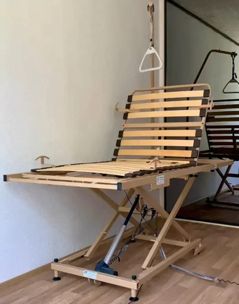 REPAS: Polohovací lůžko bez bočnic - samostojný rošt