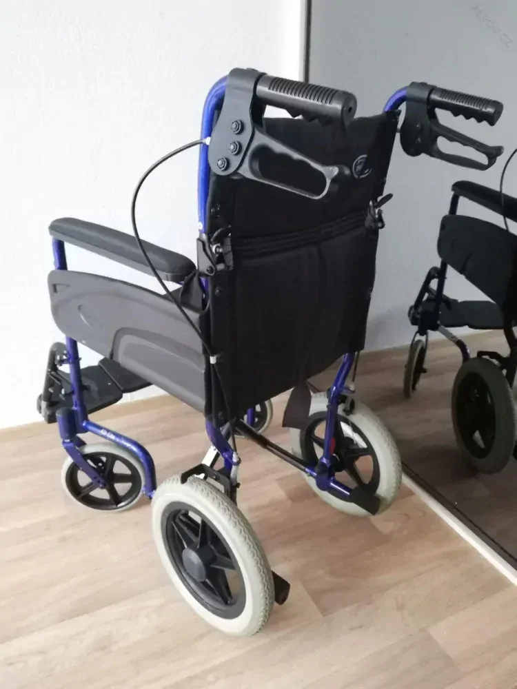 REPAS: Invalidní vozík transportní