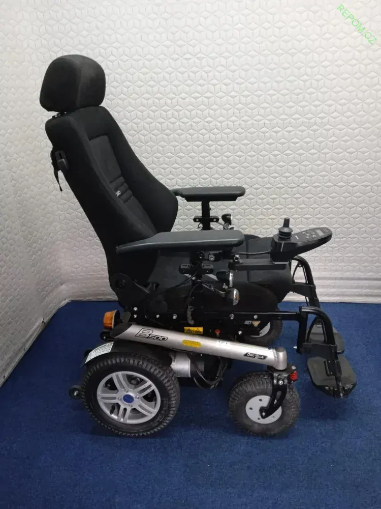 PŮJČENÍ Terénní elektrický vozík OTTO BOCK sedačka RECARO