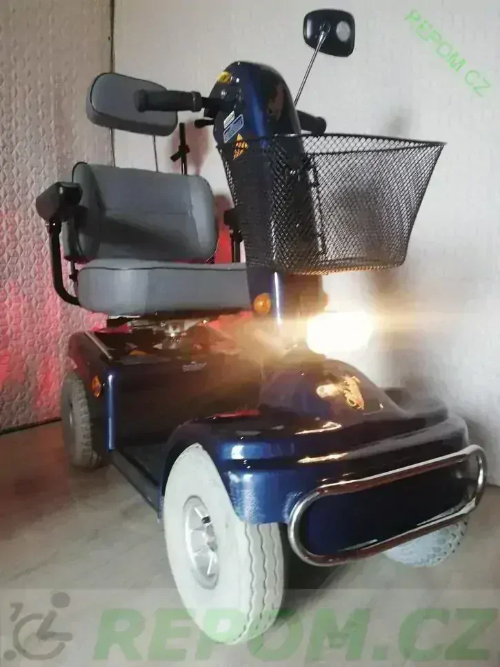 PŮJČENÍ elektrický skútr levný