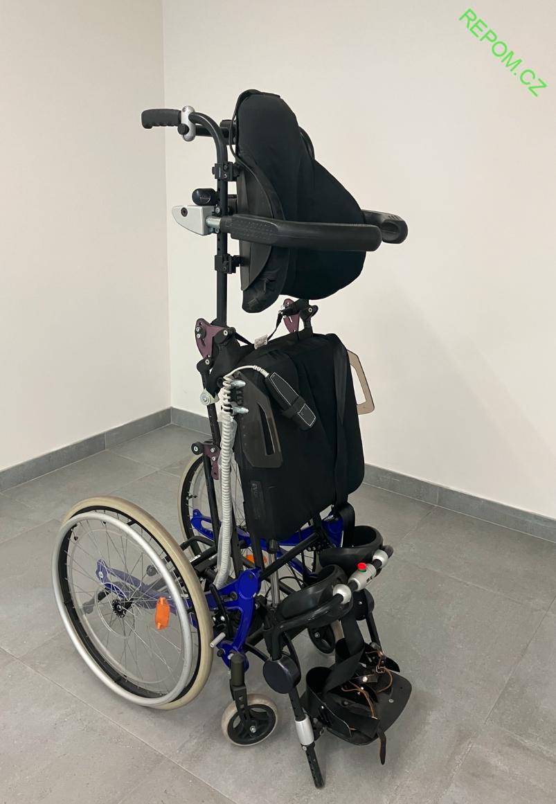 REPAS: vertikalizační mechanický invalidní vozík