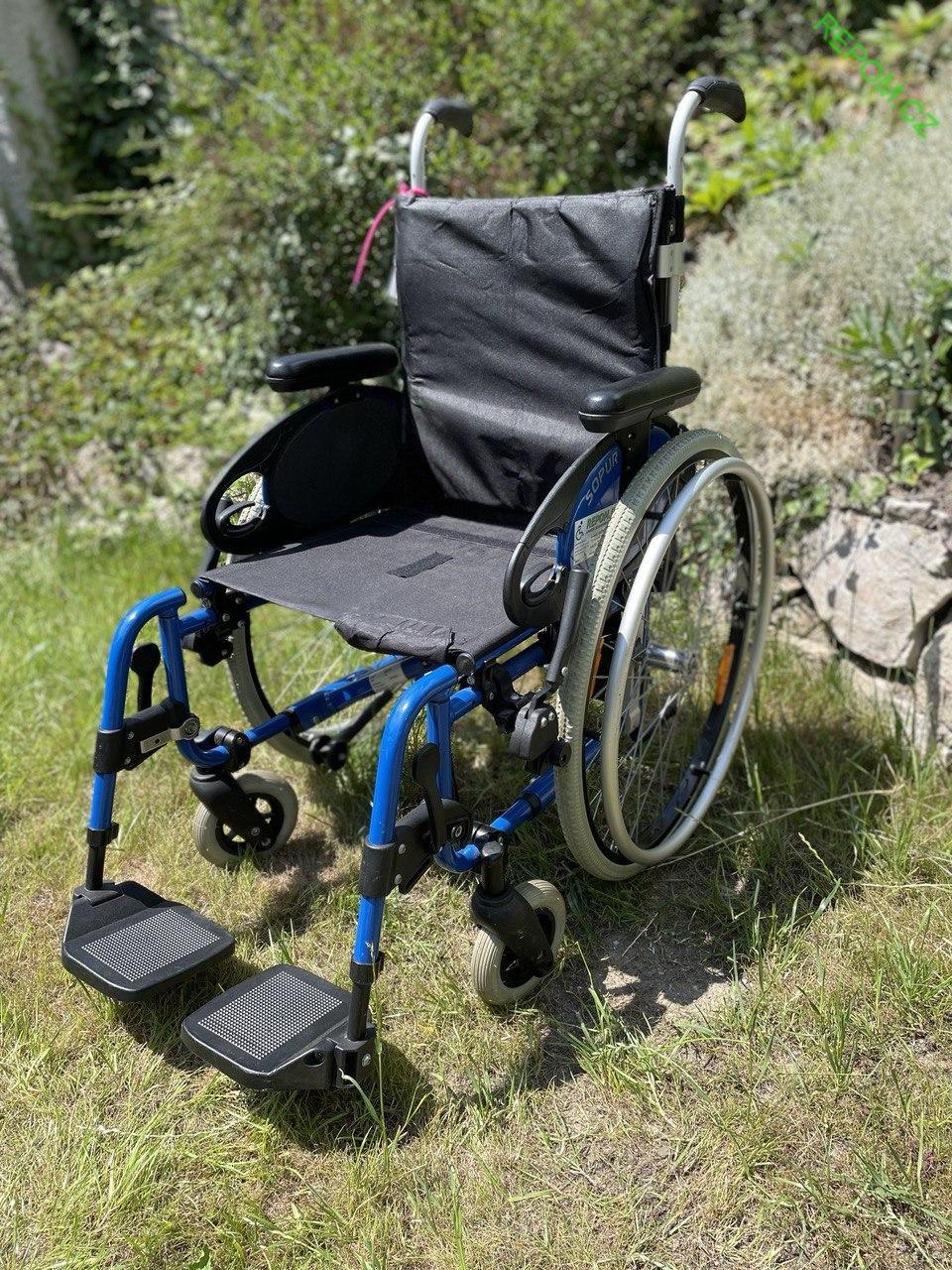 REPAS: Sportovní invalidní vozíky SOPUR