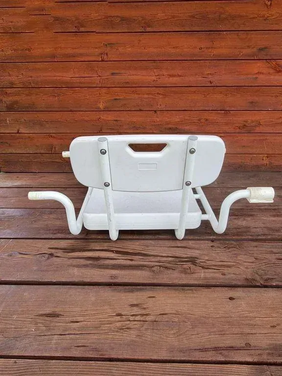 PŮJČENÍ Sedačka na vanu s nastavitelnou šíří s opěradlem