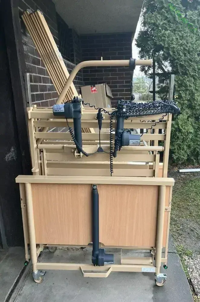 REPAS: Polohovací elektrické lůžko s lamelovým roštem