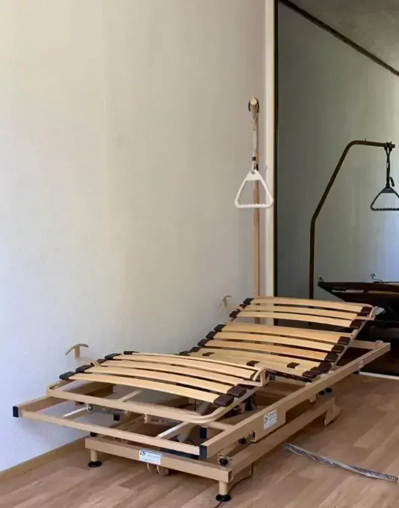 REPAS: Polohovací lůžko bez bočnic - samostojný rošt