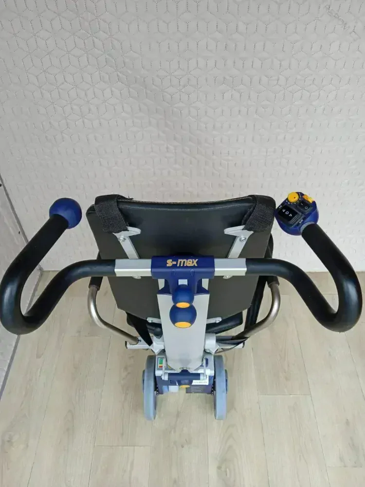 REPAS: Schodolez AAT Alber S-Max D1353 s integrovanou sedačkou