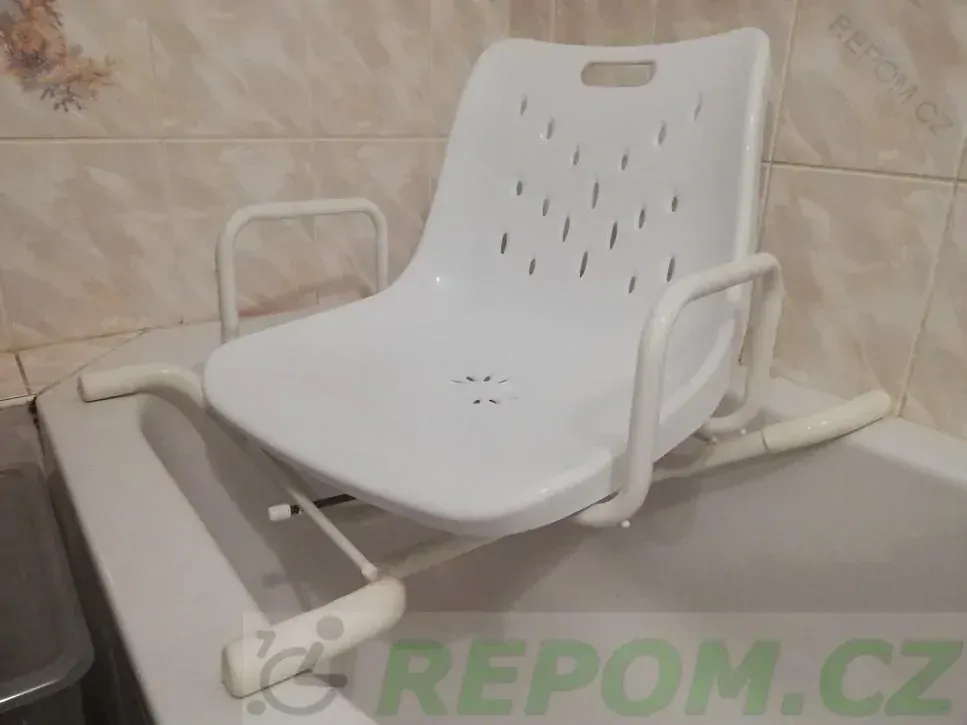 PŮJČENÍ sedačka do vany otočná