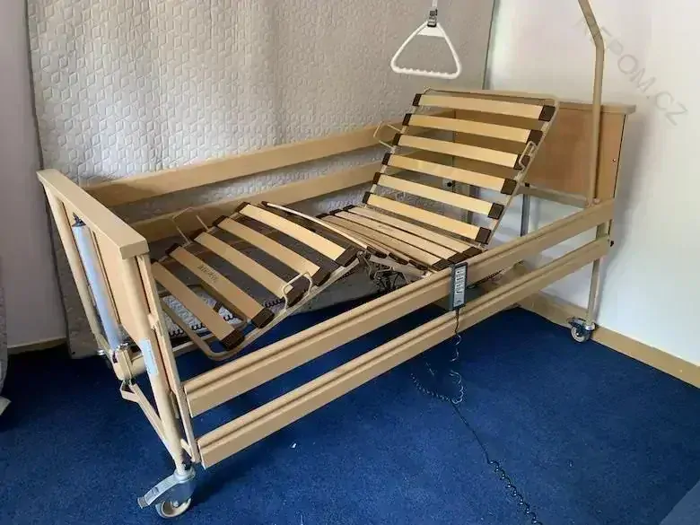 REPAS: Polohovací elektrické lůžko s lamelovým roštem