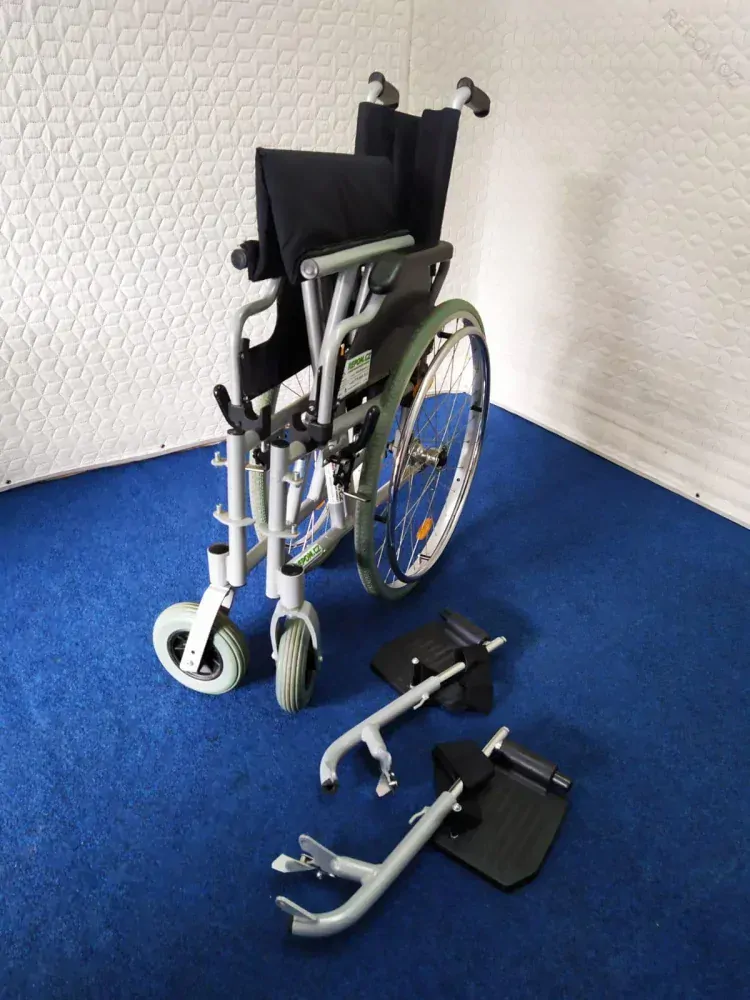 REPAS: Invalidní vozík ultralehký