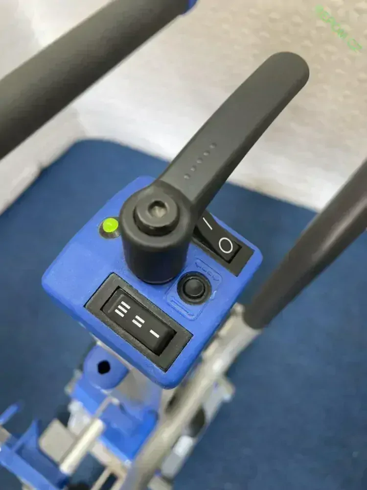 REPAS: Schodolez Liftkar PT Universal 130