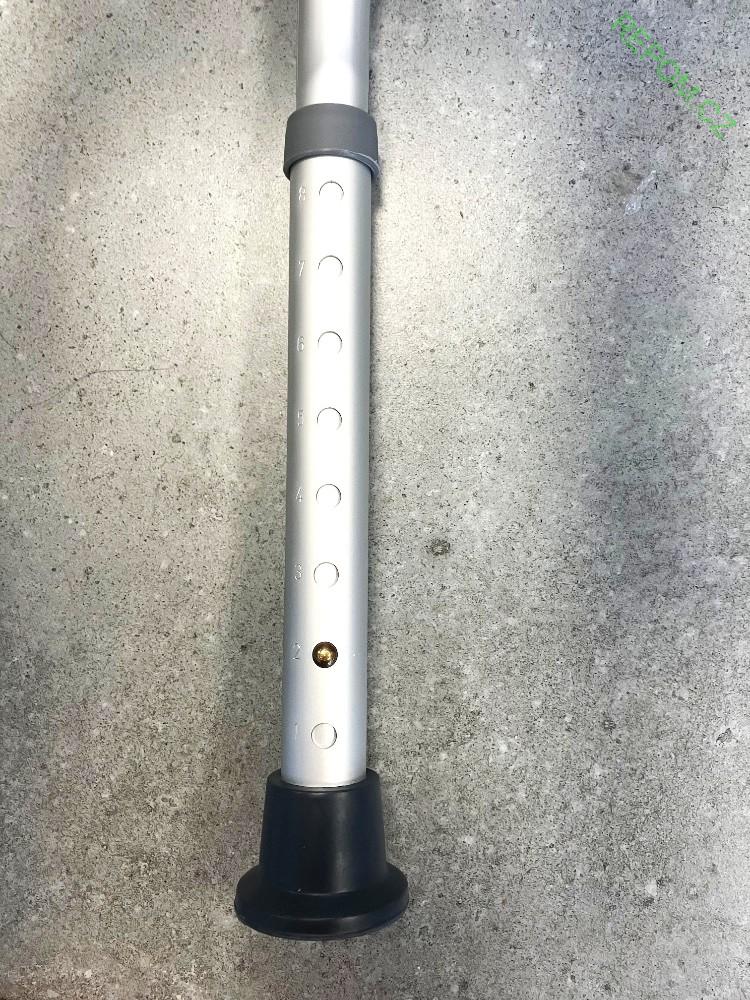 Kulatá židlička do sprchy 