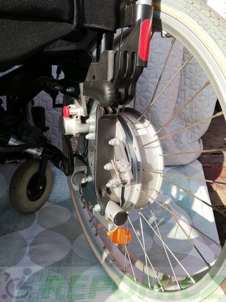 PŮJČENÍ elektrického invalidního vozíku skládacího