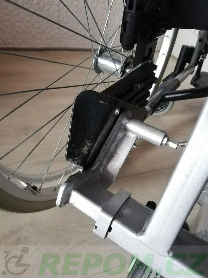 REPAS: Elektrický pohon pro invalidní vozík TZORA PD6A