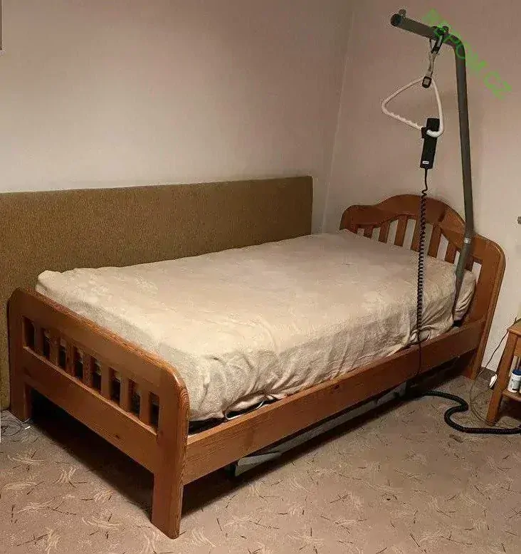 REPAS: Polohovací lůžko bez bočnic - samostojný rošt