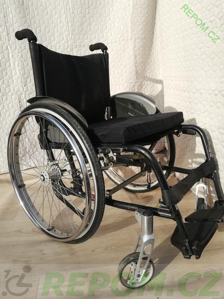 REPAS: Sportovní invalidní vozík PROACTIV