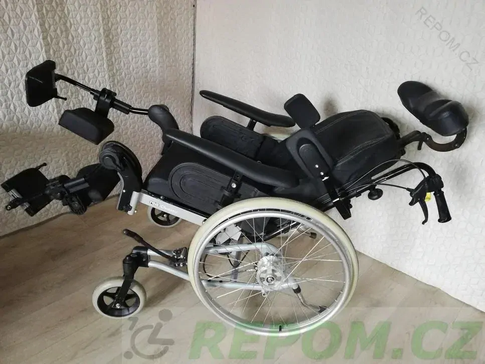 REPAS: Invalidní vozík polohovací