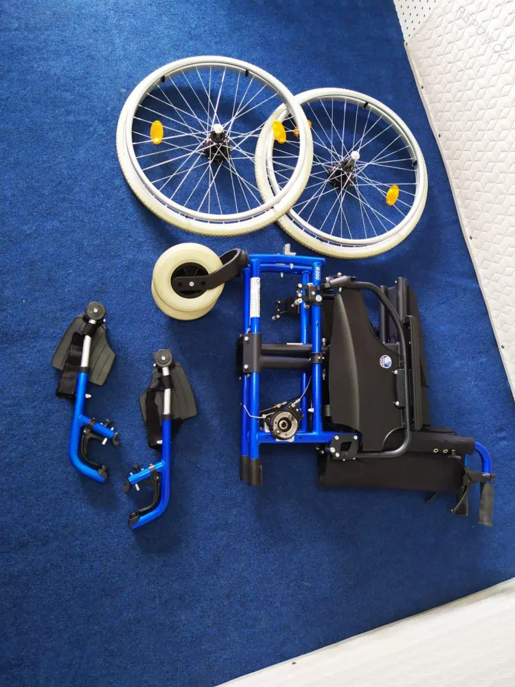 REPAS: Invalidní vozík odlehčený skládací