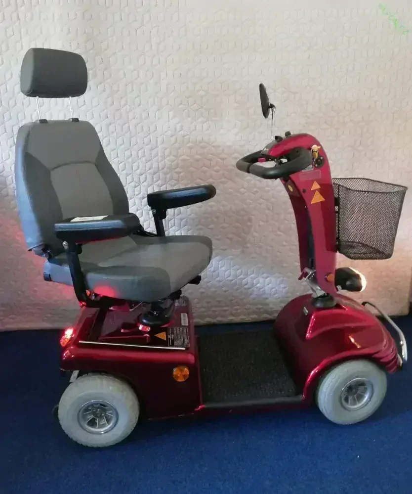 PŮJČENÍ elektrický skútr levný