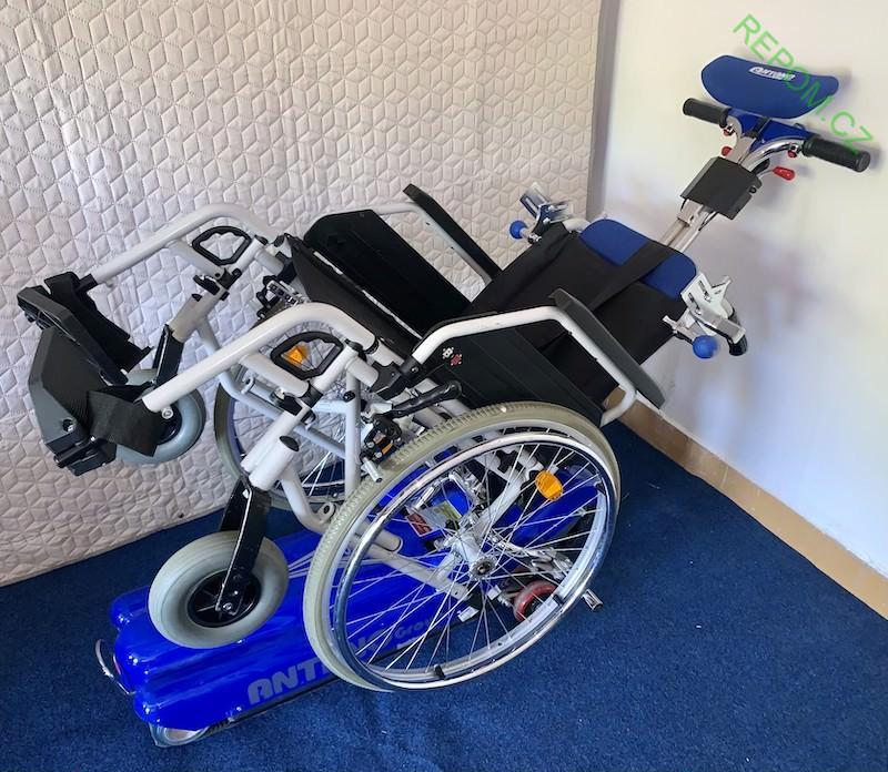 REPAS: Schodolez pásový Antano LG 2004